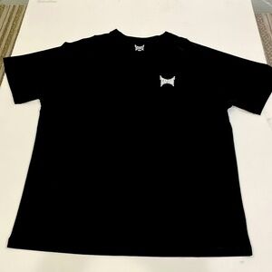 Black tap out short sleeve rash, guard, large new without tags vintage 2000s